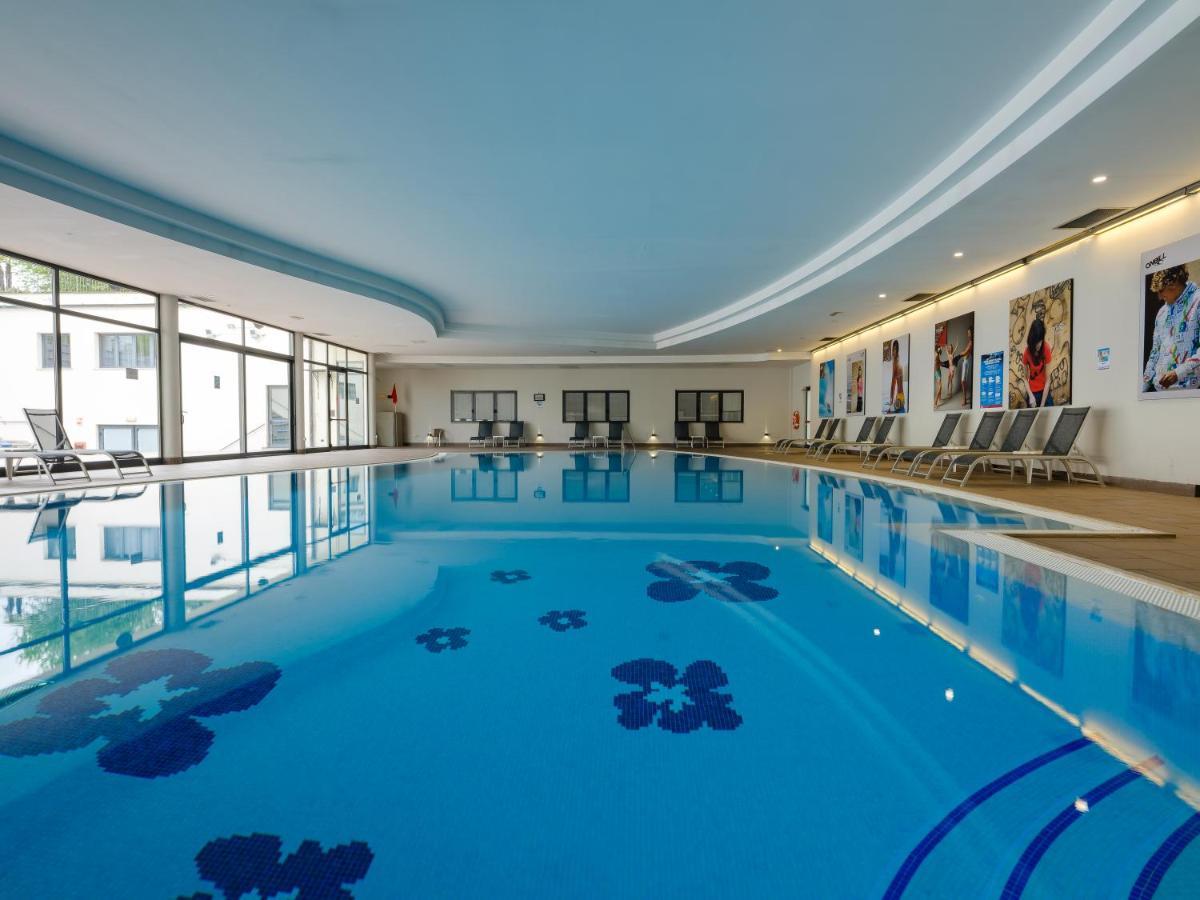 Golf Residenza Aparthotel Peschiera del Garda Luaran gambar