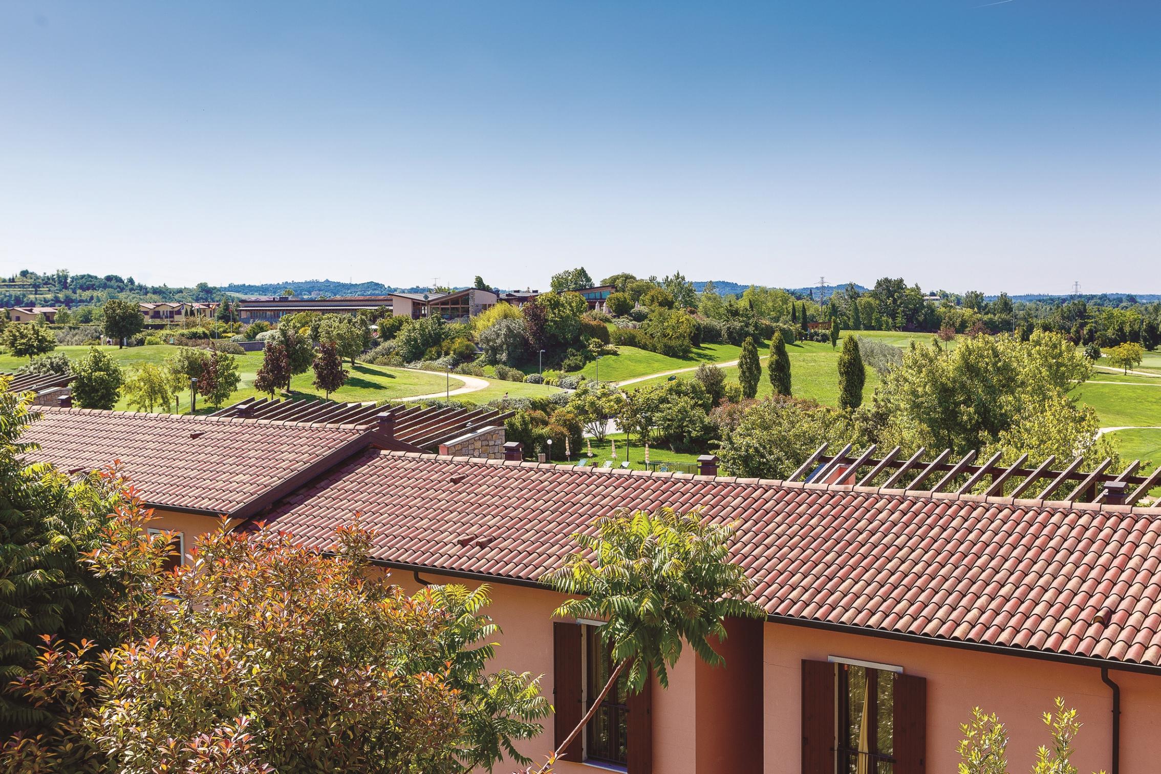 Golf Residenza Aparthotel Peschiera del Garda Luaran gambar